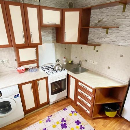 Apartments Ahmetova 6 32 Алматы Экстерьер фото